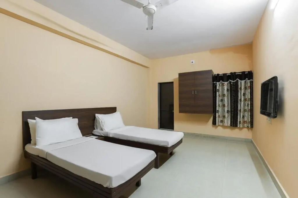 Моти Хавди: SPOT ON 47782 Hotel Jay Kishan