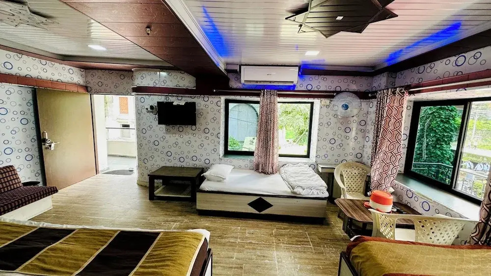 Гора Абу: Hotel Swastik