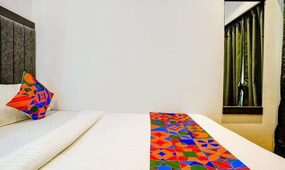 Мумбаи: Fabhotel Sunrise Suites