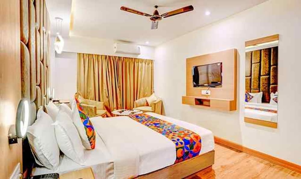 Мумбаи: Fabhotel Sunrise Suites