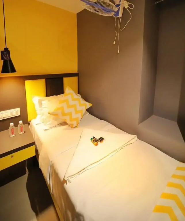 Мумбаи: Cabin Stay -Social Hubz