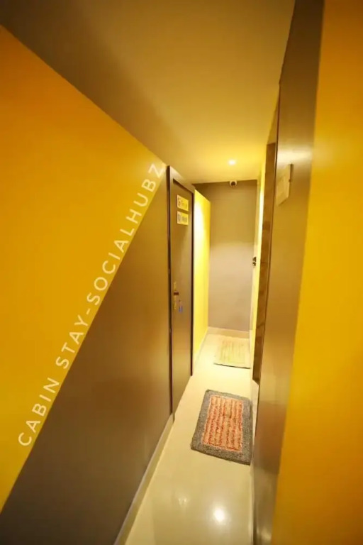 Мумбаи: Cabin Stay -Social Hubz