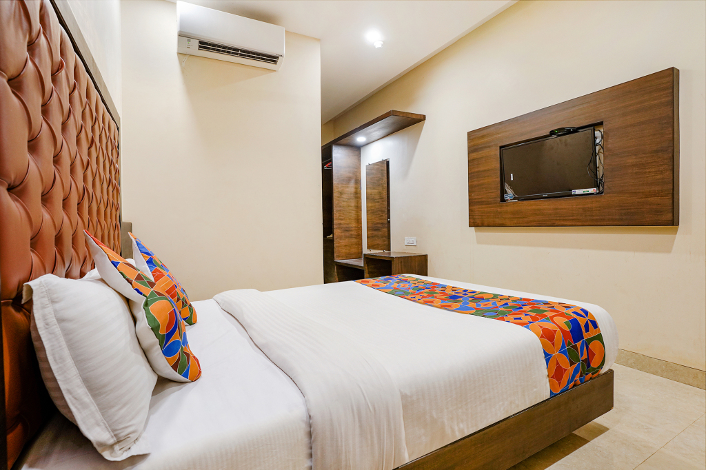 Мумбаи: Fabhotel Vertigo Suite