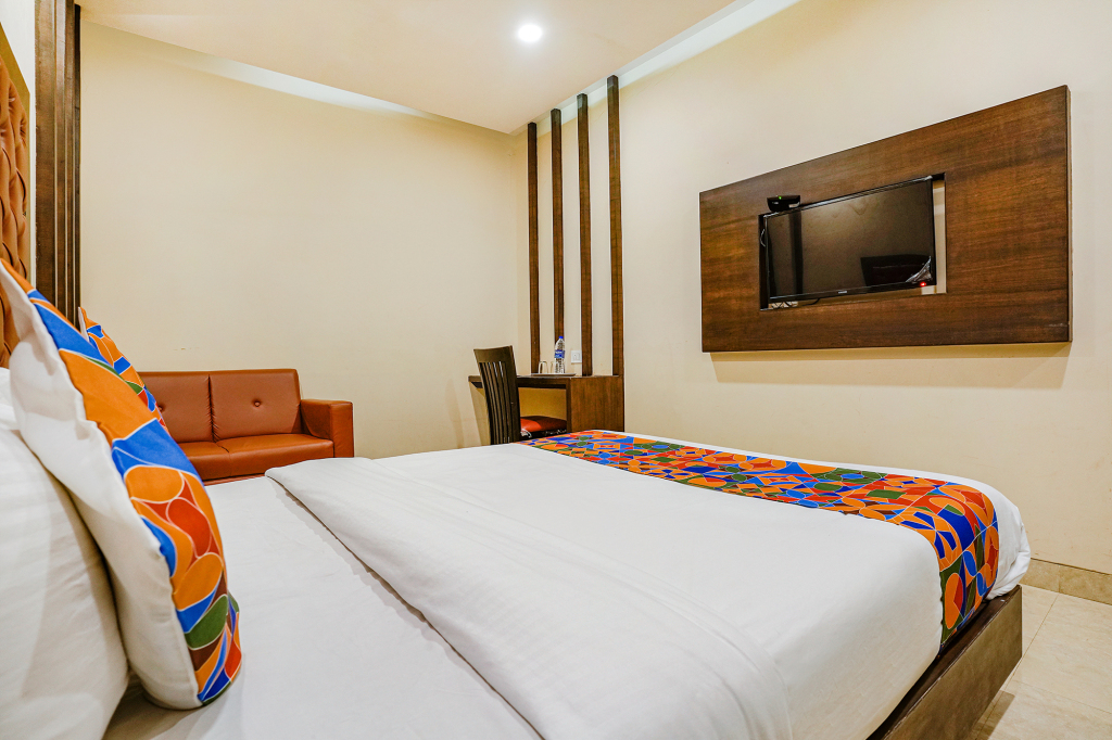 Мумбаи: Fabhotel Vertigo Suite
