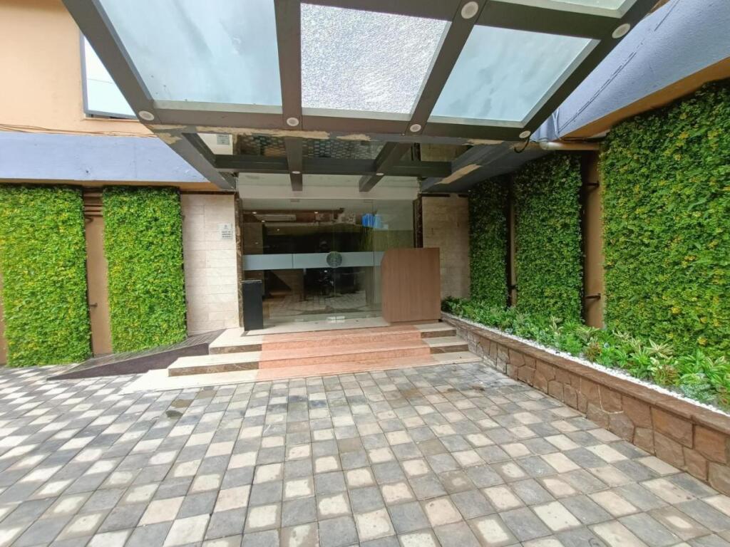 Мумбаи: Aralia International Airport Mumbai