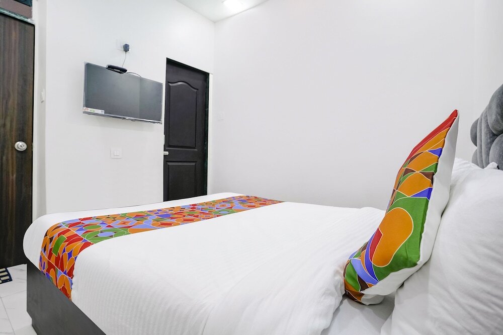 Мумбаи: Fabexpress Bhau Residency