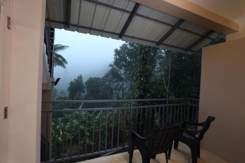 Муннар: Casa Amari Plantaion Resort Munnar