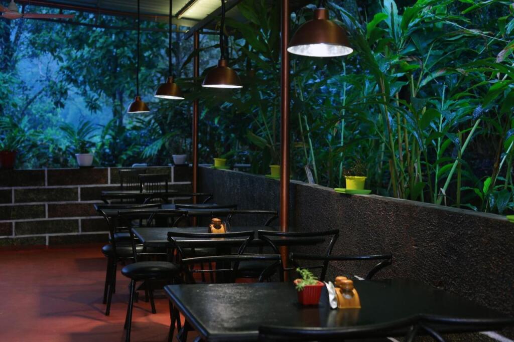 Муннар: Casa Amari Plantaion Resort Munnar