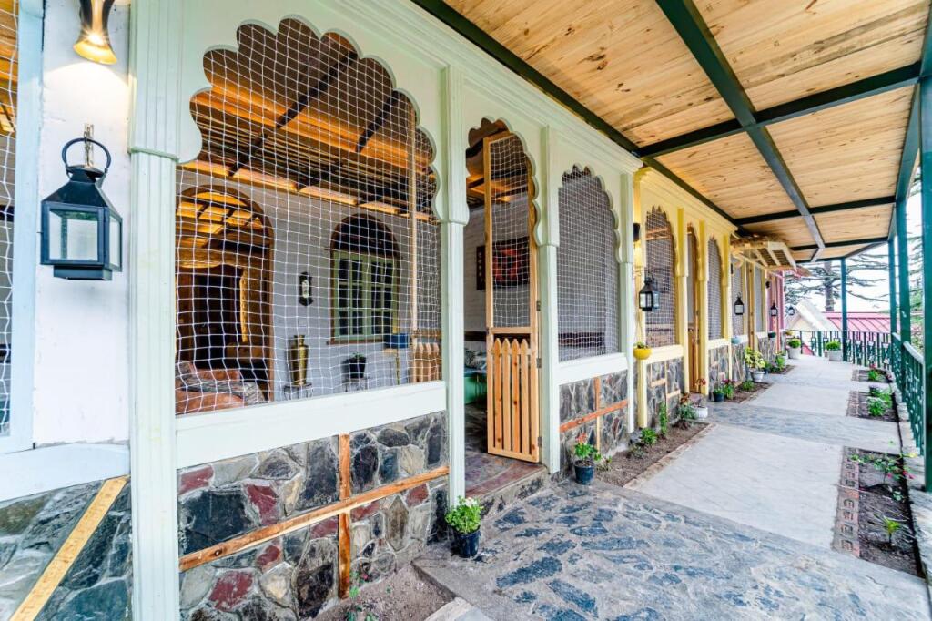 Массури: Light of Landour