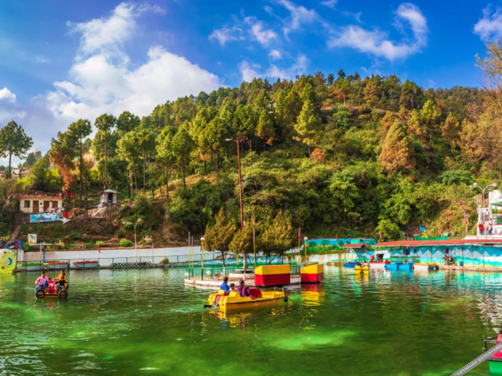 Массури: Yashshree Mussoorie Mall Road