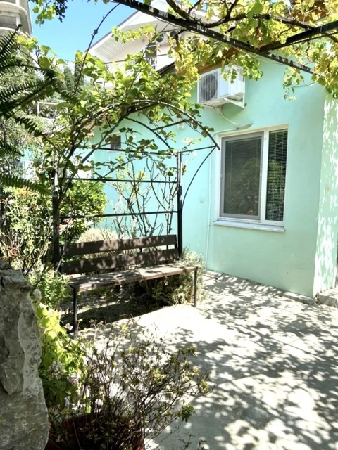 Алупка: Апартаменты Отдых у моря