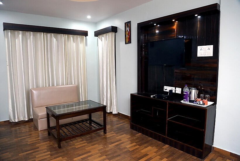Массури: Prince Lakeview Mussoorie