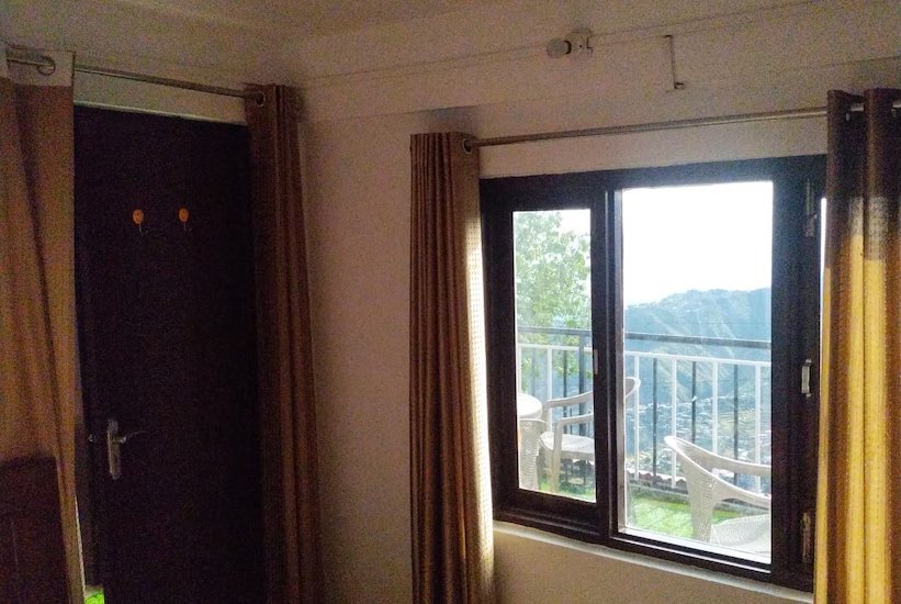 Массури: Nautiyals Belvedere Homestay