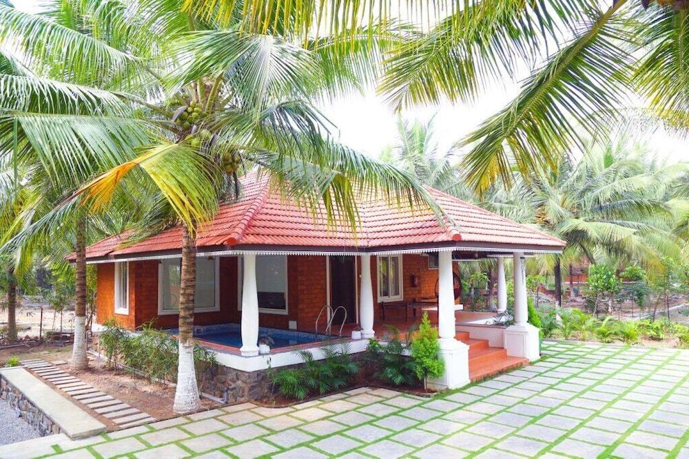 Валпарай: Coconest Eco village pollachi