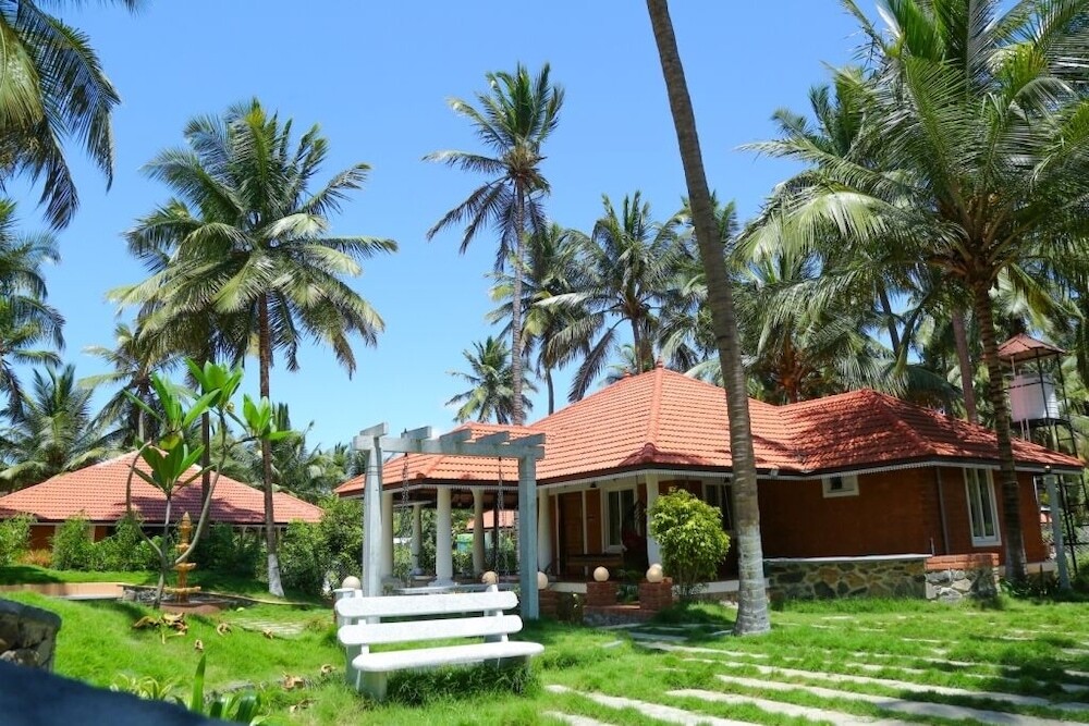 Валпарай: Coconest Eco village pollachi