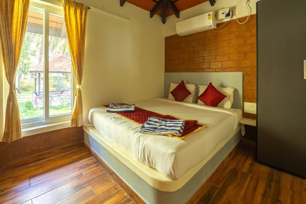 Валпарай: Coconest Eco village pollachi
