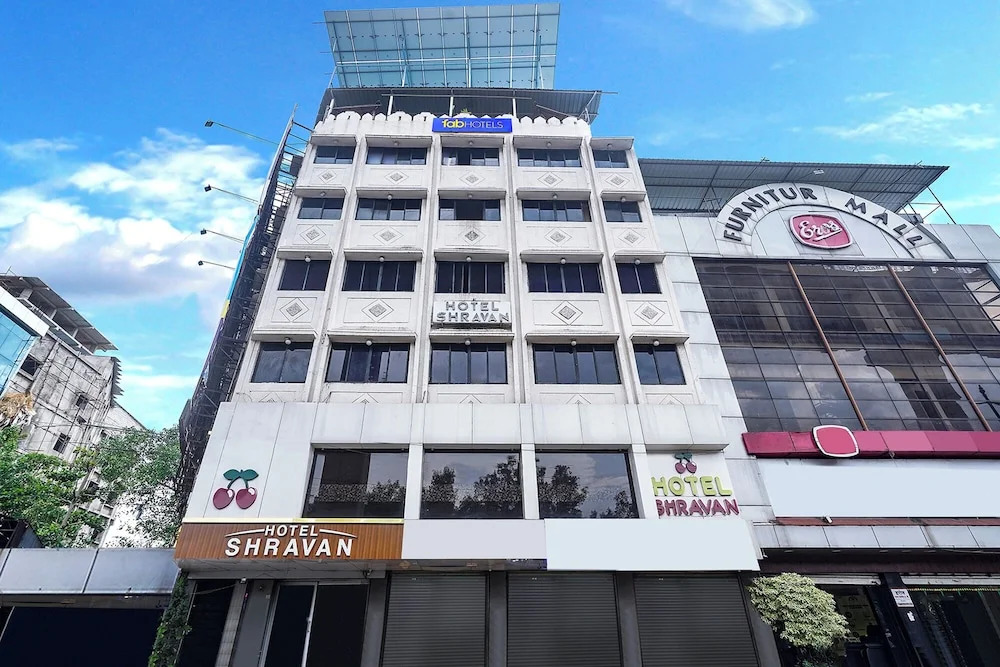 Нагпур: Fabhotel Shravan