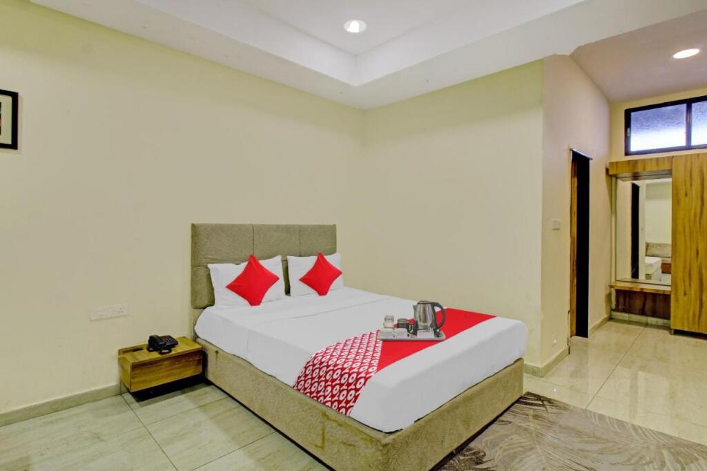 Нагпур: OYO Flagship 700874 Hotel Grand Maharaja