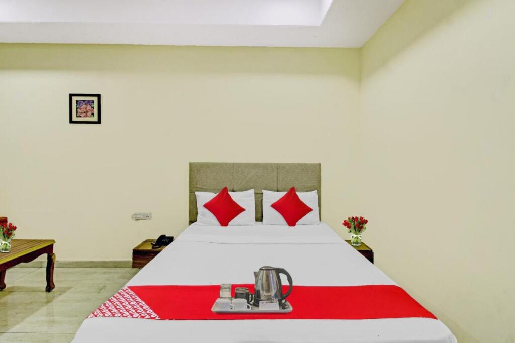 Нагпур: OYO Flagship 700874 Hotel Grand Maharaja