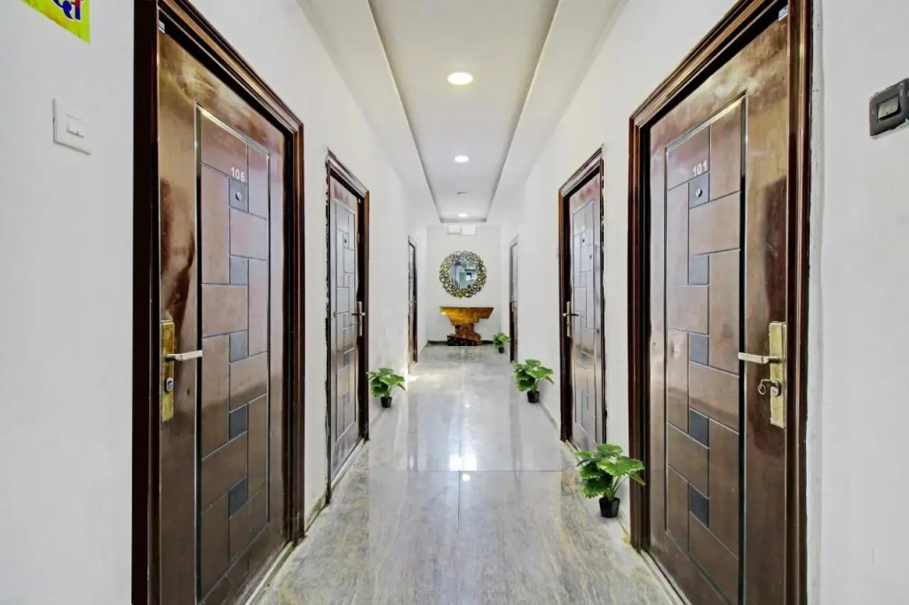Нагпур: OYO Flagship 700874 Hotel Grand Maharaja
