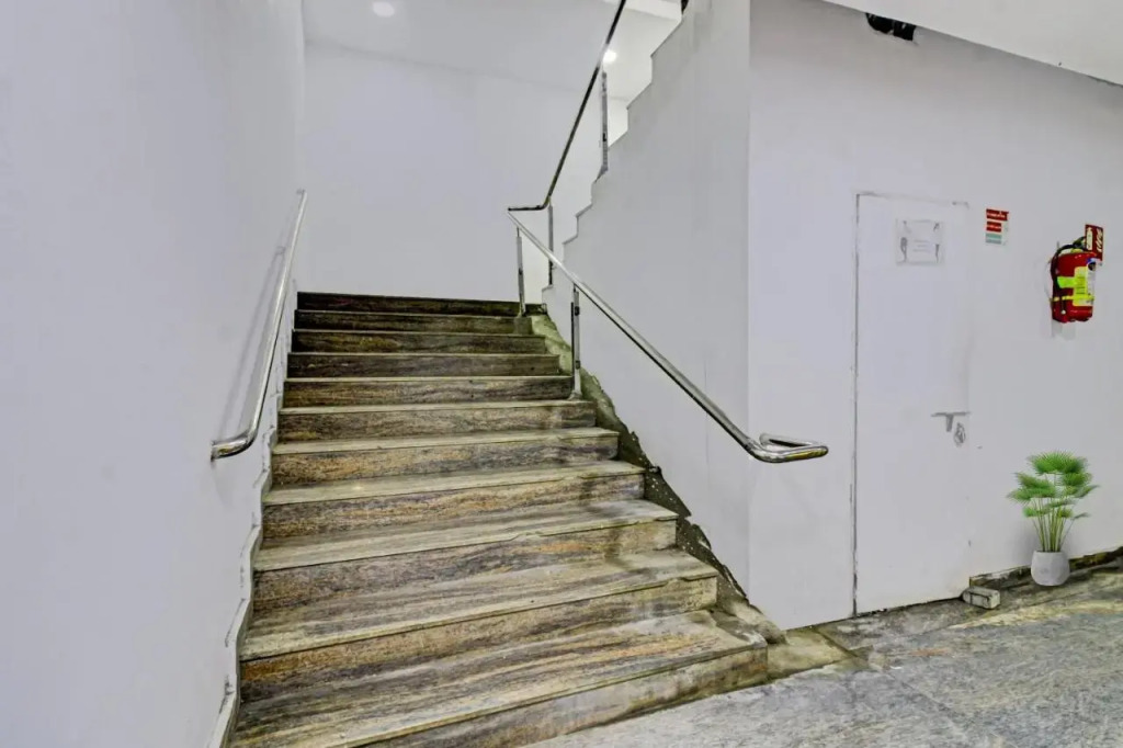 Нагпур: OYO Flagship 700874 Hotel Grand Maharaja