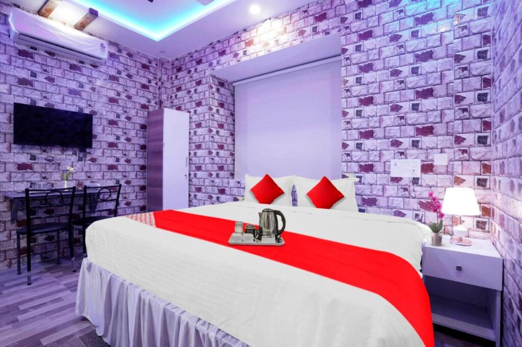 Нагпур: OYO Flagship 804537 Lemon Tree Inn