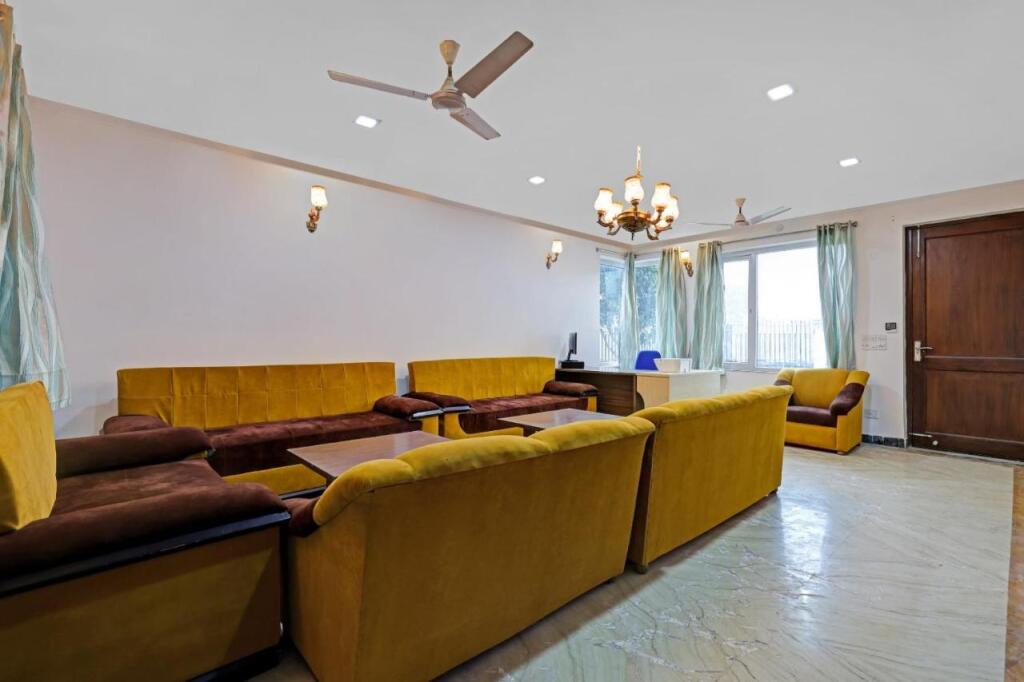 Наинитал: OYO Flagship 804855 Hotel Mountain Oak