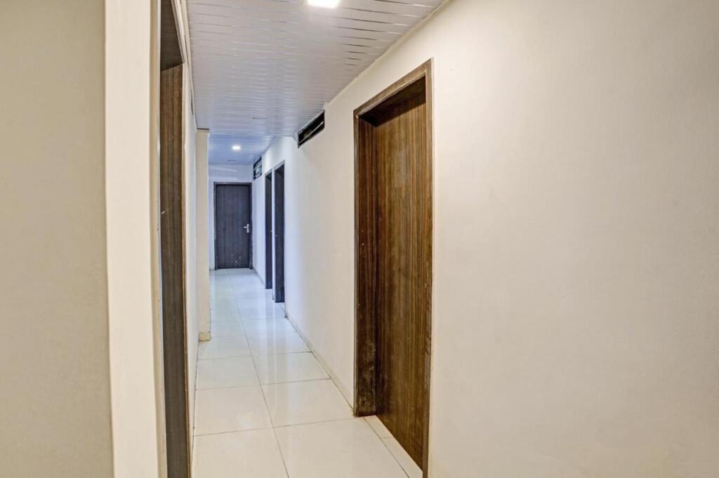 Нашик: OYO Flagship 804564 Hotel New Punjab Lodging