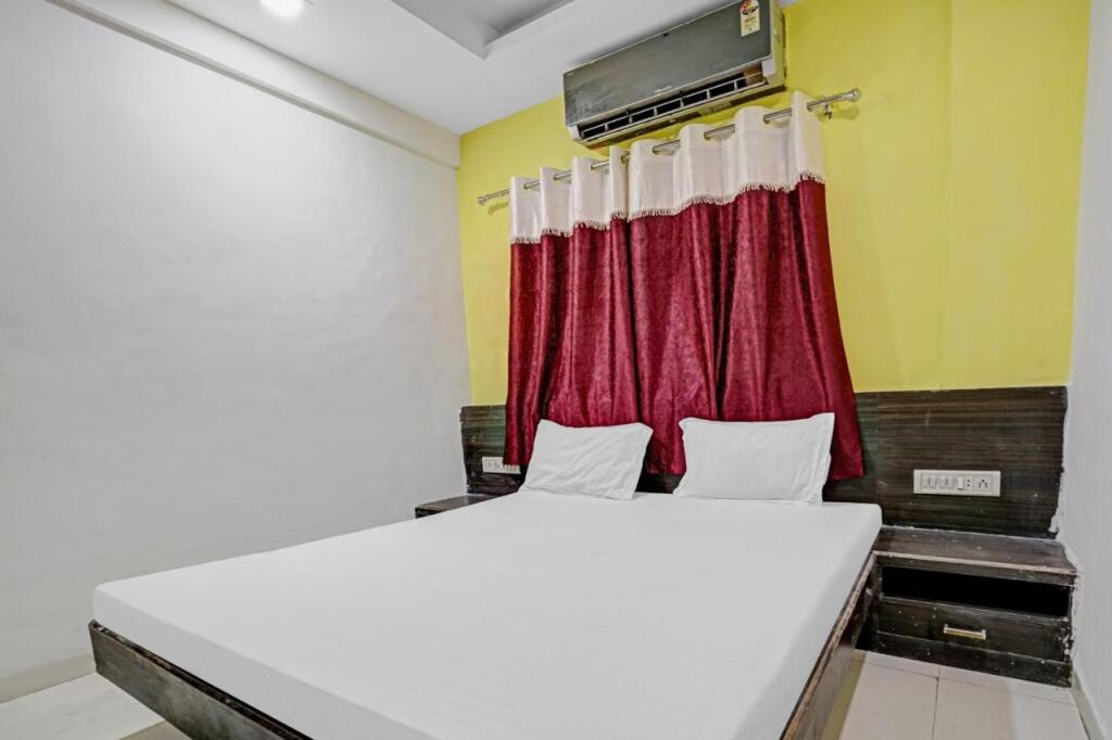 Нашик: OYO Flagship 804564 Hotel New Punjab Lodging