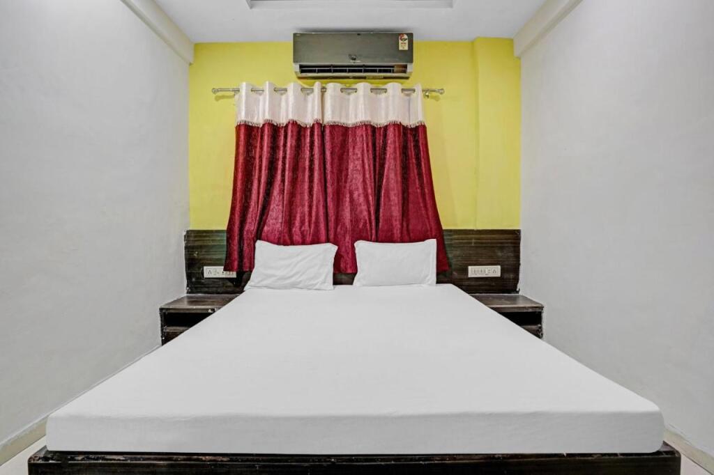 Нашик: OYO Flagship 804564 Hotel New Punjab Lodging