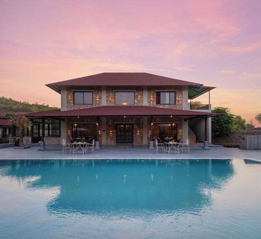 Удаипур: Sarasiruham Resort Private Pool Villa