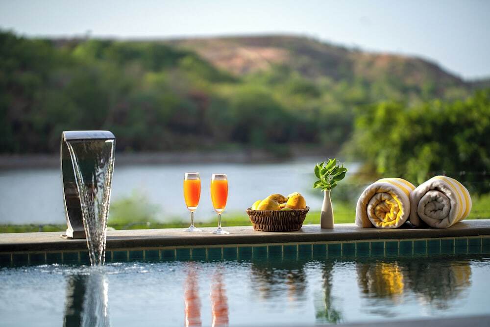 Удаипур: Sarasiruham Resort Private Pool Villa