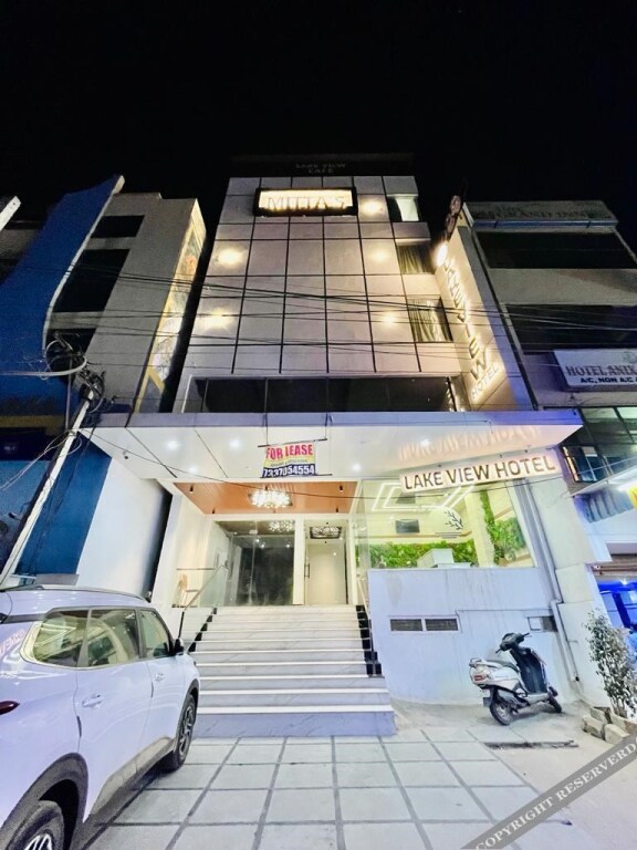Шамшабад: Hotel Lake View Airport Zone