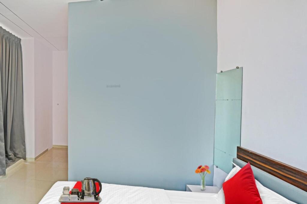 Сурат: OYO Flagship 703041 Hotel Sky View