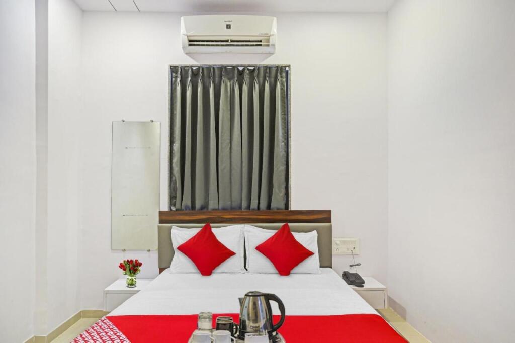 Сурат: OYO Flagship 703041 Hotel Sky View