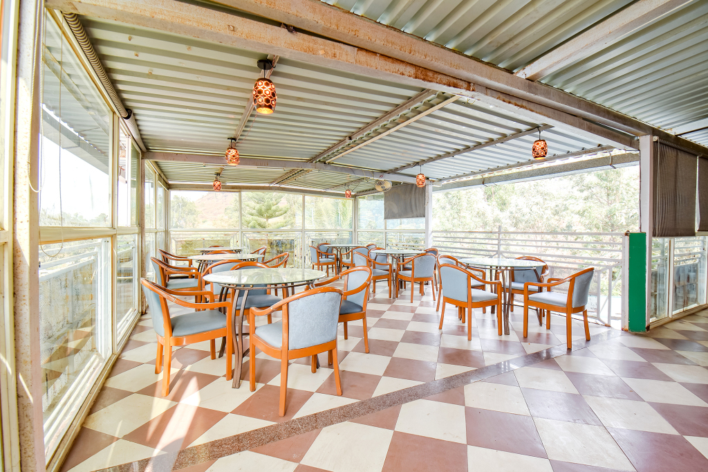 Олд-Махабалешвар: FabHotel Hillview Furnished Stays