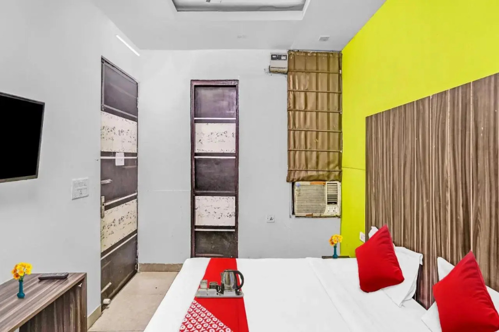 Нойда: OYO Flagship 703539 Cosy Tree Rooms Inn
