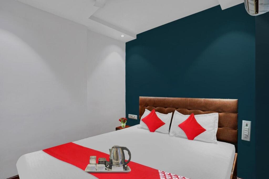 Сурат: OYO Flagship 700297 Nidhivan Hotel And Rooms