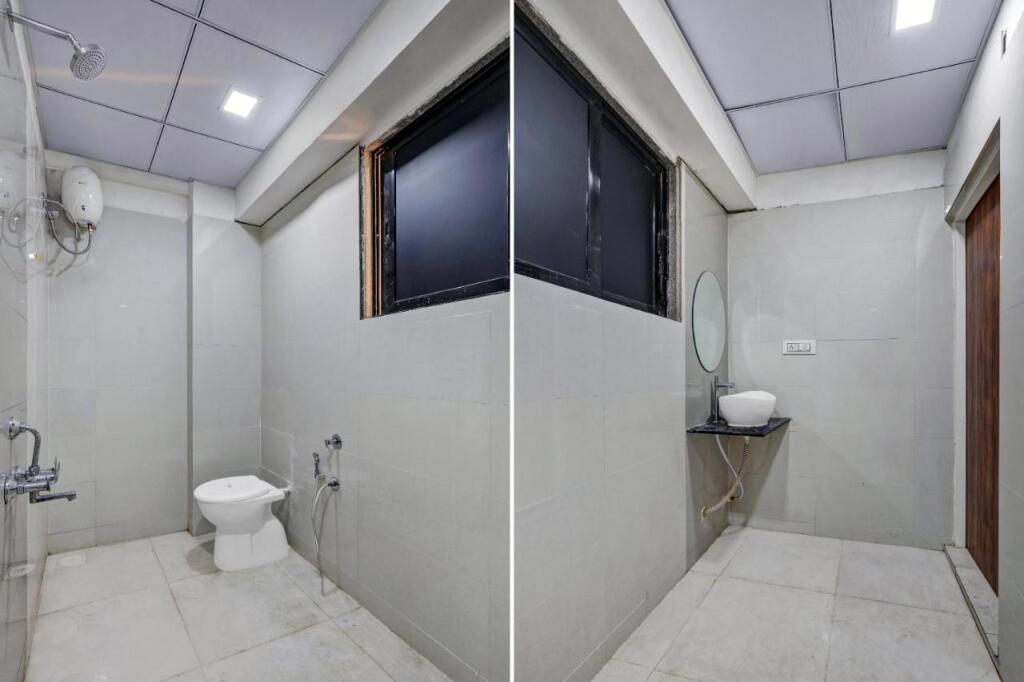 Сурат: OYO Flagship 806111 On Off Hotel Room