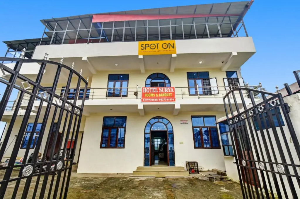 Прем-Нагар: SPOT ON 700466 Hotel Surya Rooms & Banquet
