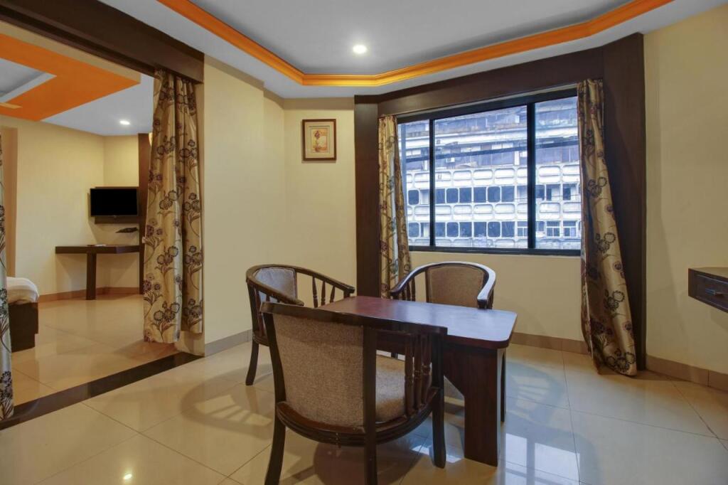 Секундерабад: Oyo 82030 Hotel Happy Rooms