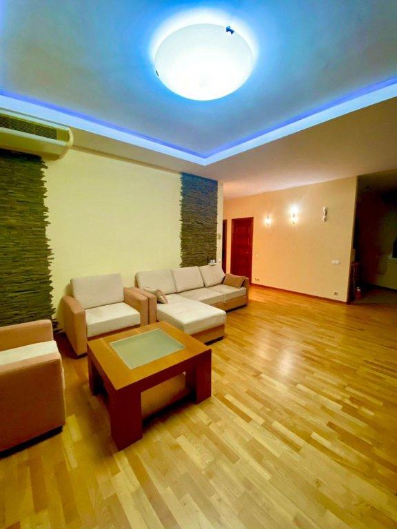 Гурзуф: V Zhk Bely Dom Apartments