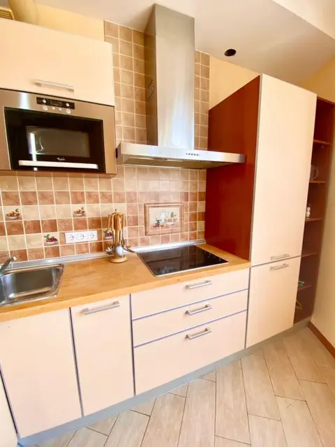 Гурзуф: V Zhk Bely Dom Apartments