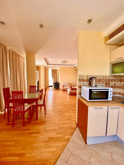 Гурзуф: V Zhk Bely Dom Apartments