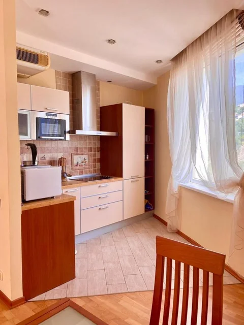 Гурзуф: V Zhk Bely Dom Apartments