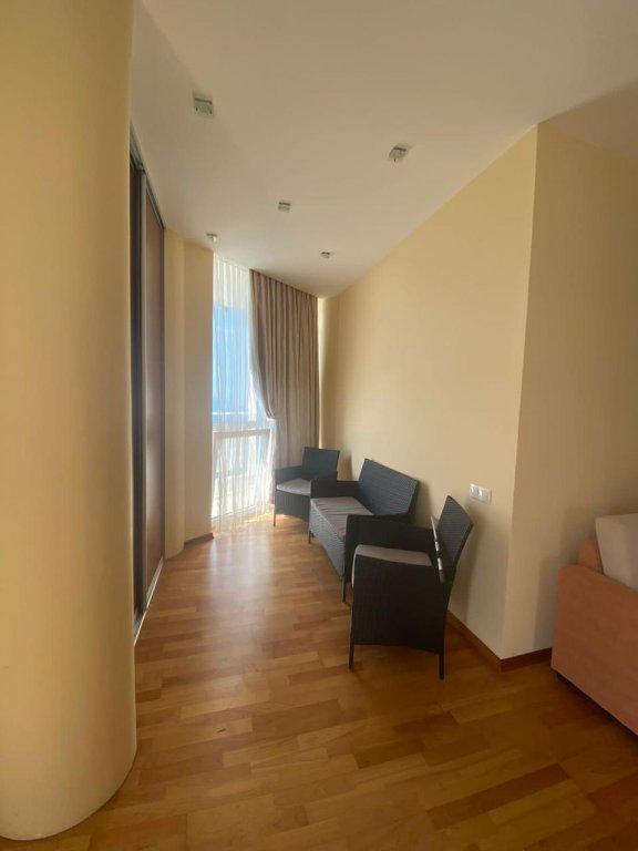 Гурзуф: V Zhk Bely Dom Apartments