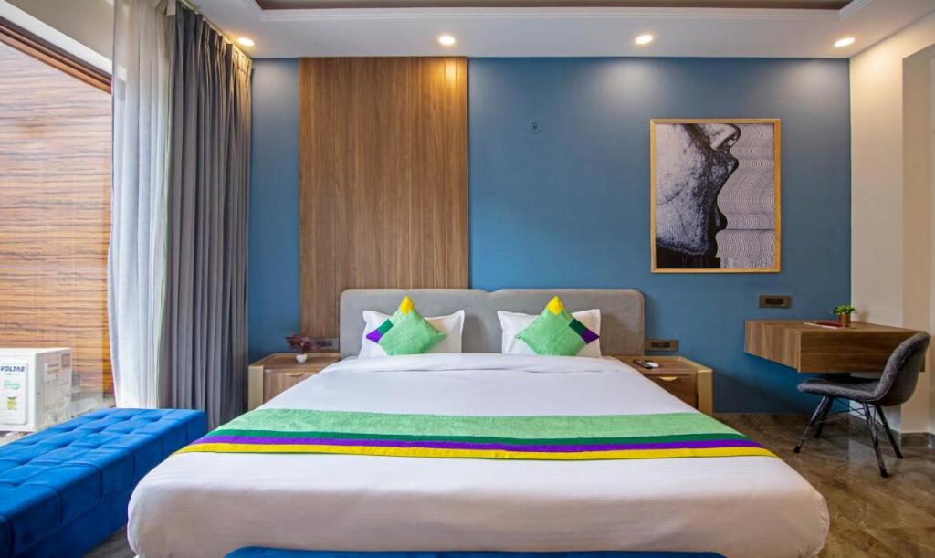 Нойда: Treebo Premium Embassy Inn