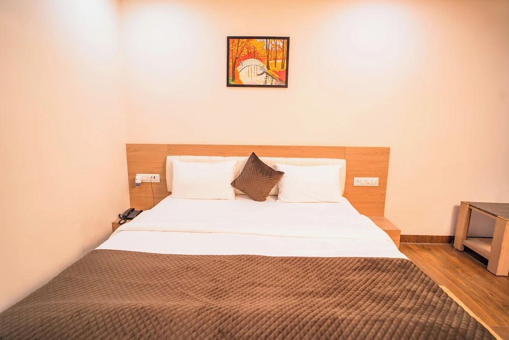 Индаур: Hotel The Grand Tara