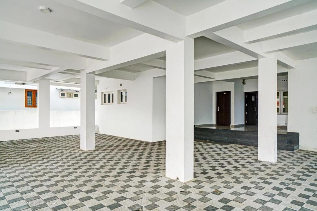 Эрамаллур: Ecstasy Apartment