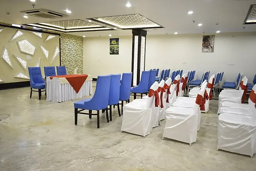 Фирозабад: Hotel Pearl Blue